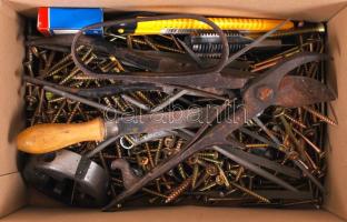 Barkács tétel, főleg csavarok