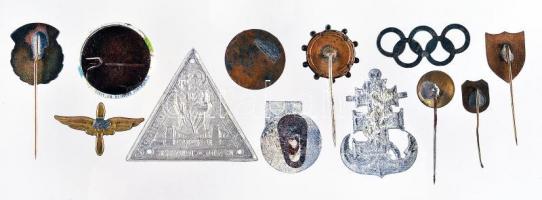 12db klf jobb darabokat is tartalmazó kitűző tétel (Levente, Olimpia, stb) T:vegyes