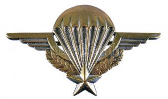 Franciaország ~1960. "Francia idegenlégiós ejtőernyős jelvény" számozott, jelzett:DRAGO T:2 France ~1960. "French Foreign Parachute Jump Wing Insignia" numbered, marked: DRAGO C:XF