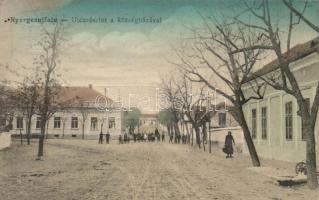 Nyergesújfalu, községháza