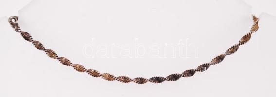Ezüst (Ag) csavart szálú karkötő, jelzett, h:18 cm, nettó:2,6 g