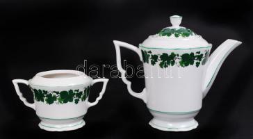 2 db antik Zsolnay kiöntő és tető nélküli cukortartó, matricás, jelzett, hibátlan, m:15 és 8 cm