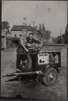 cca 1950 Puskás Ferenc a generátoron 12x18 cm