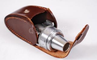 cca 1940 Leitz (Leica) külső kereső, 35-135mm, eredeti, bőr tokjában / 
Leitz (Leica) external viewf...