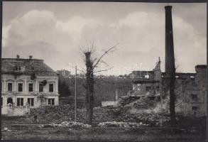 Cca 1914-1918 Kerny István (1879-1963): Belgrád gyárvárosa lebombázva; Vintage fotó, hátoldalán felirattal, aláírással / The bombed Belgrade photo 18x24 cm