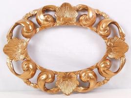 Egyedi készítésű dekoratív, faragott, aranyozott, hársfa ovális keret, hibátlan állapotban, belső:26×16,5 cm, teljes méret:40×29 cm / Hand crafted unique frame