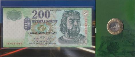 2009. 200Ft elsőnapi veret díszcsomagolásban +
2006. 200Ft "FB" "Búcsú a 200Ft-os ban...