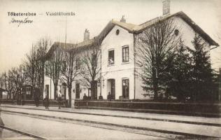 Tőketerebes railway station