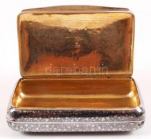 1872-1922 900/1000 tisztaságú, aranyozott belsejű, niello-díszítésű, ezüst (Ag) szelence a bécsi Mar...