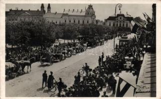 Szatmárnémeti bevonulás, biciklis katonák / entry of the Hungarian troops, cyclist soldiers (fl)