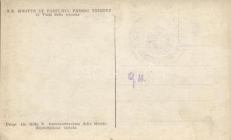 Postojna Cave the avenue of columns, So.Stpl (EK)