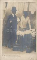 Romantic couple, ironing, "Un jeune homme frais et beau...",