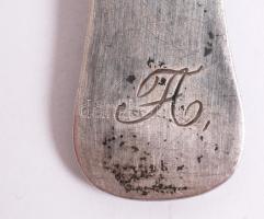3 db ezüst (Ag.) kiskanál, jelzett, monogramos, h:15 cm, nettó:79 g