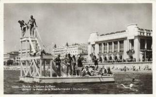 Nice, Palace of the Mediterranean, beach