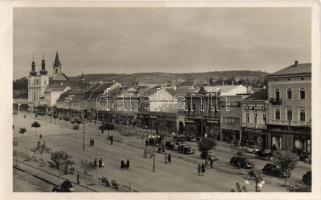 Marosvásárhely Főtér, Kalap Király /  main square