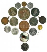 17db vegyes magyar és külföldi emlékérem és kitűző, közte "Festung Königstein", "1969...