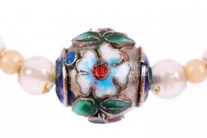 Rekeszzománc berakásos nyaklánc, virág díszítéssel, h:76 cm