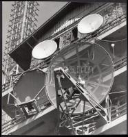 cca 1980-1990 Parabola antenna szerelők. 18x17 cm