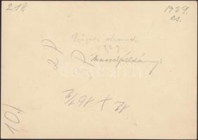 cca 1929 A Szentpál Olga mozgásművészeti iskola növendékei a szigeti strandon. Vintage fotó, hátolda...