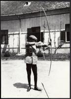 1911 Széchenyi Zsigmond(1898-1967) gróf, az ifjú vadász első fegyverével. Későbbi nagyítás, 26x19 cm
