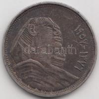 Egyiptom 1957. 1P Ag "Szfinx" T:2 patina
Egypt 1957. 10 Piastres Ag "Sphinx" C:X...