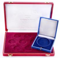 Műbőr borítású éremtartó kazetta 10db érem tárolására, "Gewidmet von der Stadtgemeinde Mödling&...