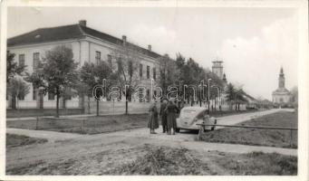 Újverbász, grammar school, church