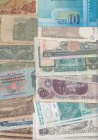 Argentína/Csehszlovákia/Finnország/Hongkong/Pakisztán 31db vegyes bankjegy T:vegyes
Argentina/Czecho...