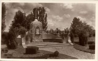 Mezőhegyes Hősök emlékműve