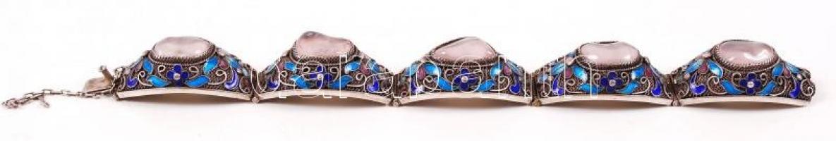 Ezüst (Ag), távol-keleti karkötő 5 db rózsakvarc kővel és zománc díszítéssel, biztonsági lánccal, je...