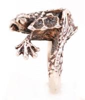 Ezüst gyűrű (Ag) sárkány díszítéssel, jelzett, mérete: 58, nettó: 10,1 g