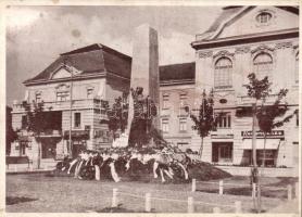 Mezőtúr Hősök szobra, városháza, üzletek (b)