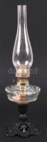 Petróleumlámpa, öntöttvas talapzattal, üveg, 47 cm
