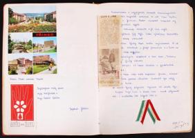 cca 1980 2 db brigádnapló sok bejegyzéssel,  fotókkal + egy szovjetunióba utazást megörökítő album s...