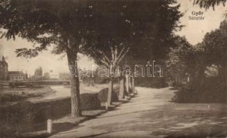 Győr - 2 db képeslap: Lloyd épület, sétatér