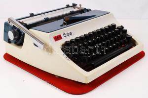 Erika Daro írógép jó állapotban táskával