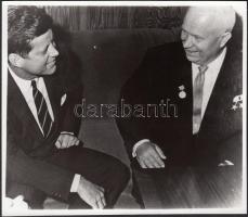 1961 Kennedy és Hruscsov találkozása /  Kennedy and Khrushchev, 11x13cm