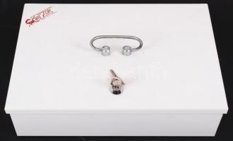 Trezor márkájú fém érmetartó kazetta, kulccsal, 35×24 cm