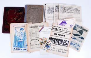 Cca 1900-1960 Egy doboz irat, papír, újság, kártya, térkép, számlák, nyilas plakát, fényképek stb., ...