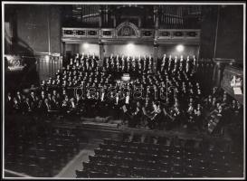 1954 Messiás - A Filharmónia és a Budapesti Kórus előadása a Zeneakadémián; a hátoldalon rövid színlap kézírással; 18x24 cm