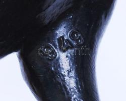 Sorszámozott szamár figura, festett fa, m:17 cm, h:26 cm