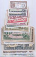 27db-ból álló vegyes papírpénzek, főleg ázsiai országok pénzei T:vegyes, sok UNC Mixed world banknotes mostly from Asian countries, 27pcs C:mixed, a lot of UNC