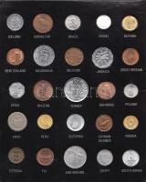 Hong-Kong 1994. "Az éremgyűjtés csodálatos világa" 50klf ország érméivel egy hiánnyal T:ve...