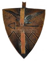 1937- Az Egyetemi és Főiskolai Hallgatók Önkéntes Nemzeti Munkaszolgálatának ásó formájú Br jelvénye...