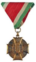 1923. "Legénységi Szolgálati Díszérem" eredeti mellszalagon, megkopott ezüstözéssel T:2- Hungary 1923. "Military Service Medal" on original ribbon, worn silver coat-of-arms C:VF