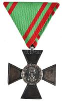 1935. "Magyar Ezüst Érdemkereszt" fémjelzett kitüntetés eredeti zöld mellszalagon T:2- Hungary 1935. "Hungarian Cross of Merit" decoration with hallmarks on original green ribbon C:VF