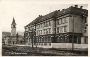 Rózsahegy, Ruzomberok; school (EK)