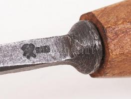 4 db eszközből álló Herring Bros, London márkájú antik famegmunkáló-készlet, m: 19 cm /
Antique wood...