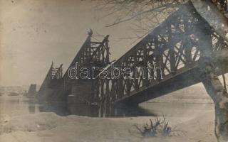 Zimony destroyed bridge, photo (EB)