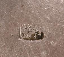 Három eltérő méretű antik leveses kiöntő, kettő jelzett, alpakka, m: 7 cm, d: 11 cm